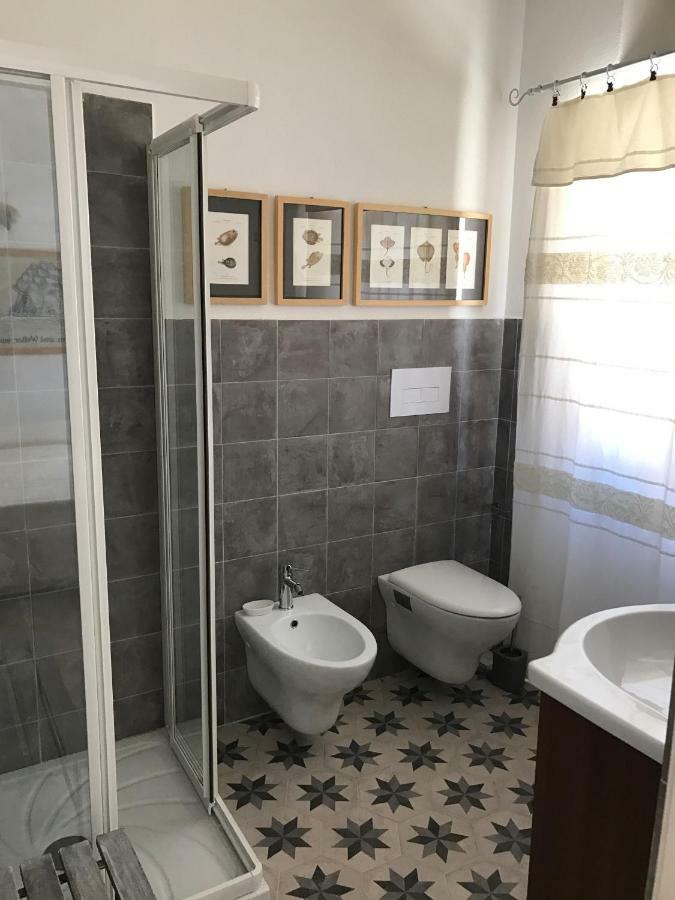 산타테레사의갈루라 Le 25 Tartarughe B&B 외부 사진